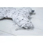 Sleepee Butterfly anti-shock pillangó babapárna Sticks (fekete-fehér) mintával, kontrasztos rázkódás elleni fejtámasztó babapárna babakocsiba és autósülésbe