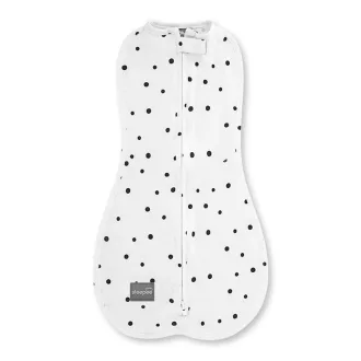 Sleepee First Step újszülött baba pólya, puha pamut anyagból, Black Dots fekete pöttyös mintával (0.5 TOG)