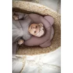 Sleepee muszlin ergonomikus babapárna laposfejűség ellen sand (bézs) színben, maci formájú légáteresztő fejpárna babáknak
