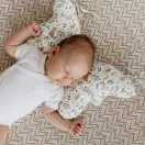 Sleepee Butterfly anti-shock pillangó babapárna Sky Blue (kék, állatkás) mintával, rázkódás elleni fejtámasztó babapárna babakocsiba és autósülésbe