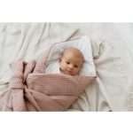 Sleepee újszülött baba pólya, gofri szövésű waffle pamut anyagból, rózsaszín (Pink) színben