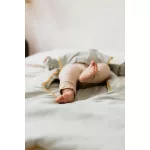 Sleepee téli baba hálózsák levehető ujjakkal, bélelt pamut, szürke (Grey) színben (2.5 TOG)