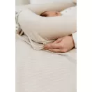 Sleepee 3 az 1-ben moduláris újszülött babafészek sand (bézs) színben, csatlakoztatható fejlesztő játékokkal a baba készségeinek fejlesztéséért
