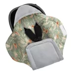 Sleepee Bohemian Grey plüss babatakaró-pólya autósülésbe, szürke-zöld tollas mintájú meleg hordozóba illeszthető kivitel biztonsági öv nyílásokkal